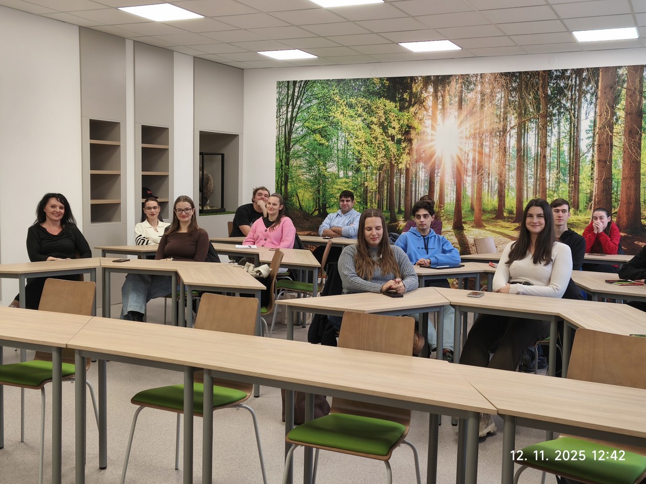 Prepojenie teórie s praxou je kľúčom k perspektívnemu vzdelávaniu